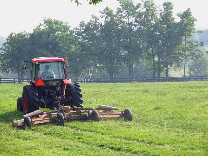 Field Mowing in Waldorf, MD